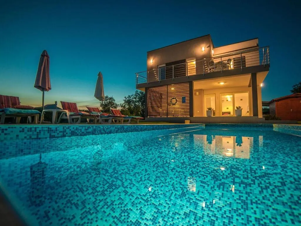 Stefanja Modern Retreat Villa Galizana 0*,  Croatia